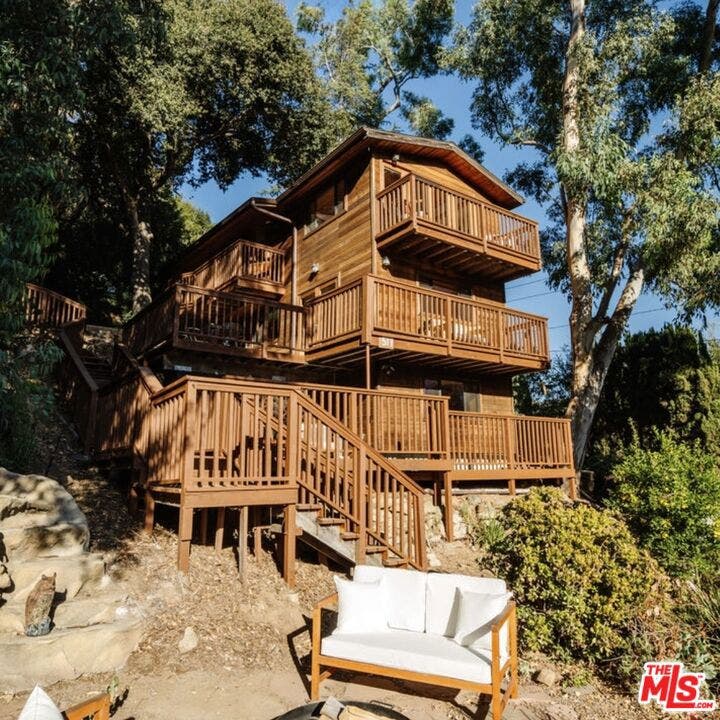 Property photo for 517 Canon View Trail, Topanga, CA