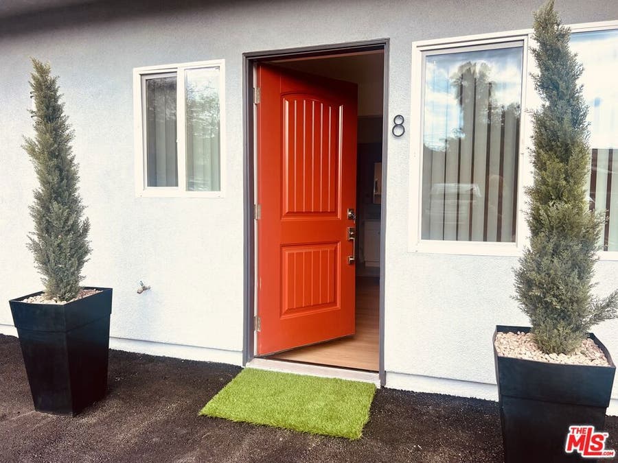 Property photo for 321 Lincoln Avenue, #8, Glendale, CA