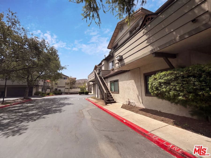 Property photo for 68 Maegan Place, #4, Thousand Oaks, CA