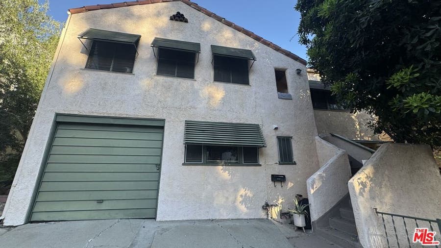 Property photo for 3109 Berkeley Avenue, Los Angeles, CA