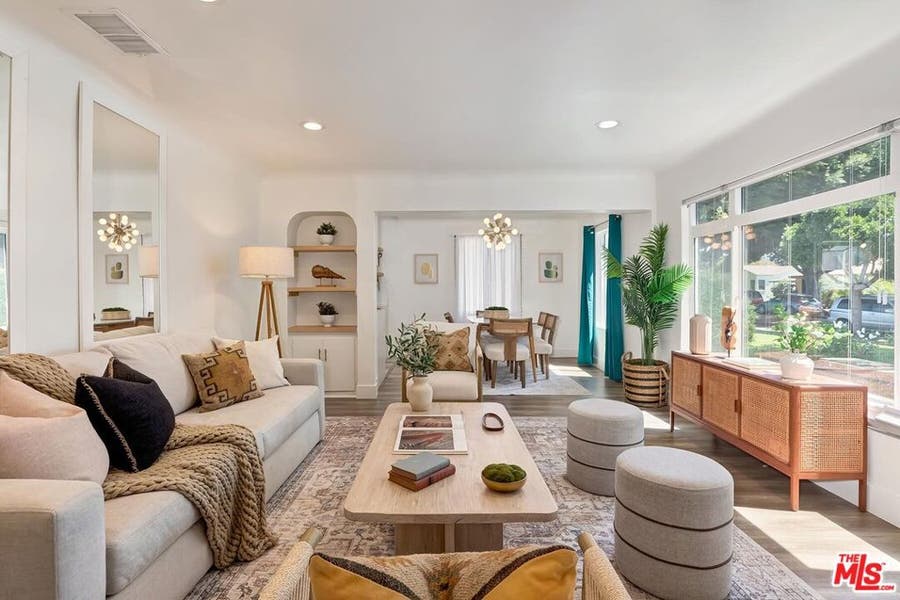 Property photo for 3037 Delaware Avenue, Santa Monica, CA