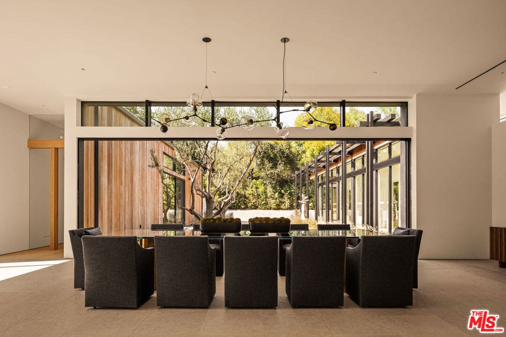 1225 Shippee Lane, Ojai, CA 93023 1225 Shippee Lane, Ojai, CA 93023
