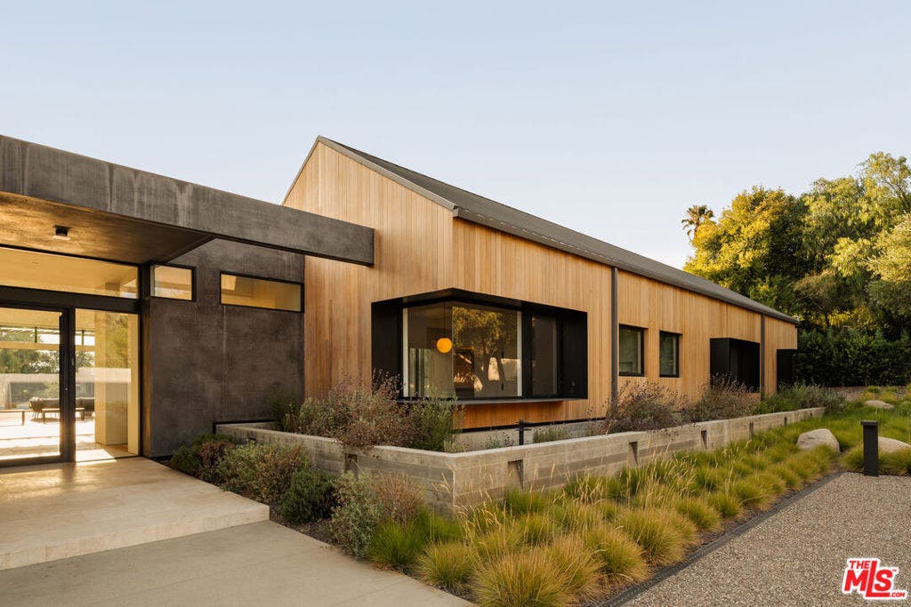1225 Shippee Lane, Ojai, CA 93023 1225 Shippee Lane, Ojai, CA 93023