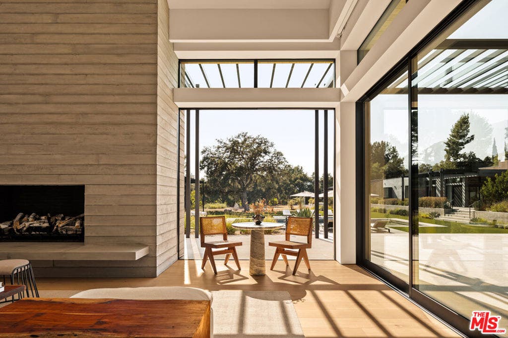 1225 Shippee Lane, Ojai, CA 93023 1225 Shippee Lane, Ojai, CA 93023