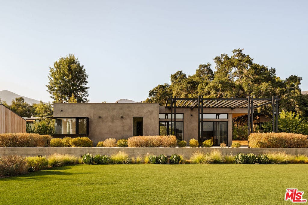 1225 Shippee Lane, Ojai, CA 93023 1225 Shippee Lane, Ojai, CA 93023