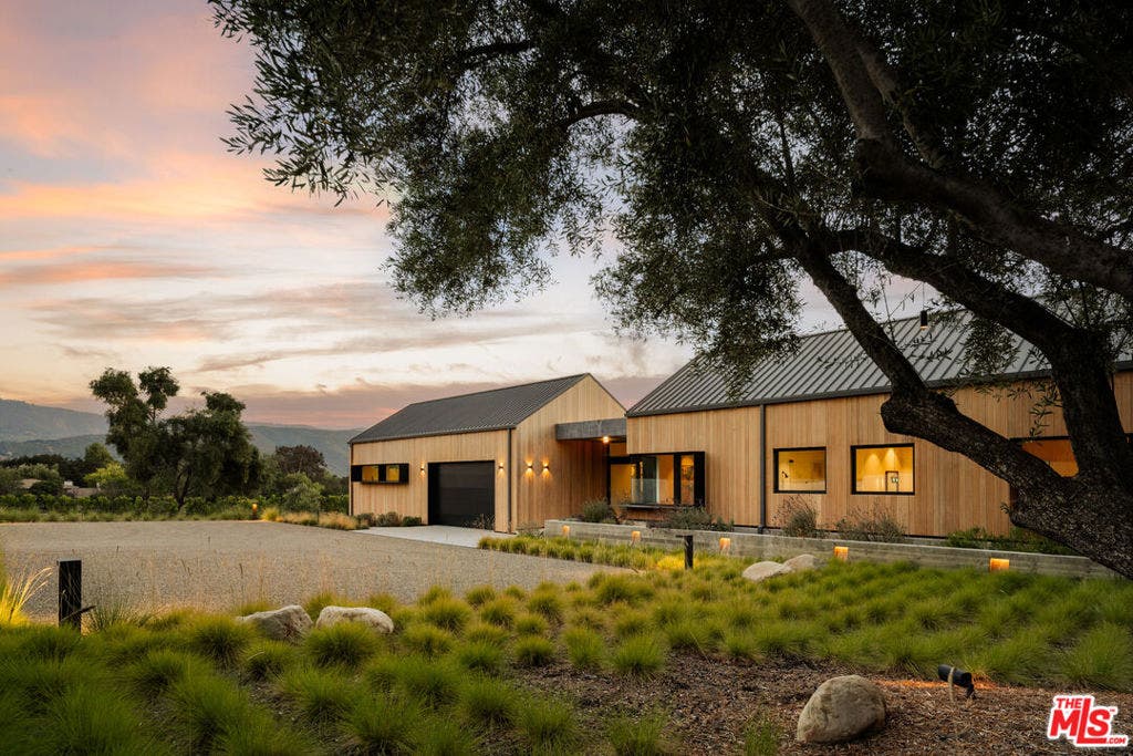 1225 Shippee Lane, Ojai, CA 93023 1225 Shippee Lane, Ojai, CA 93023