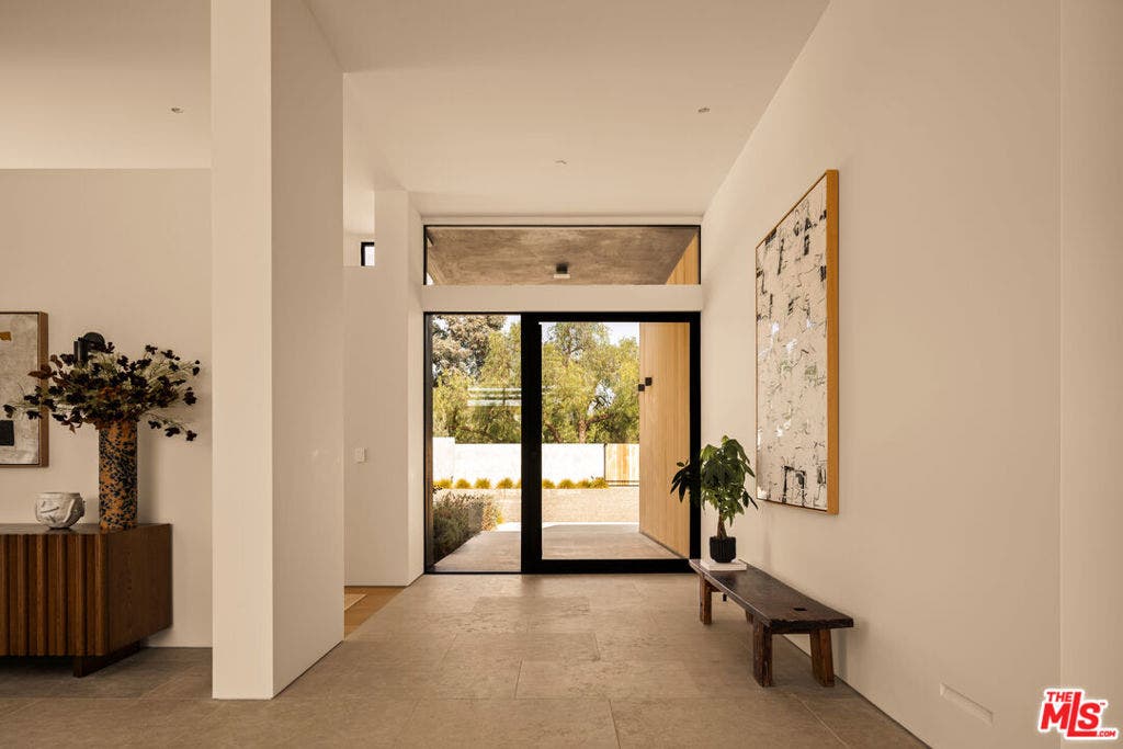 1225 Shippee Lane, Ojai, CA 93023 1225 Shippee Lane, Ojai, CA 93023