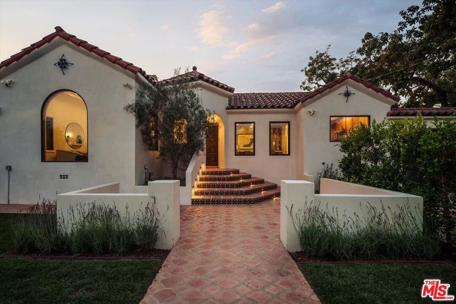 Property photo for 1545 N Benton Way, Los Angeles, CA