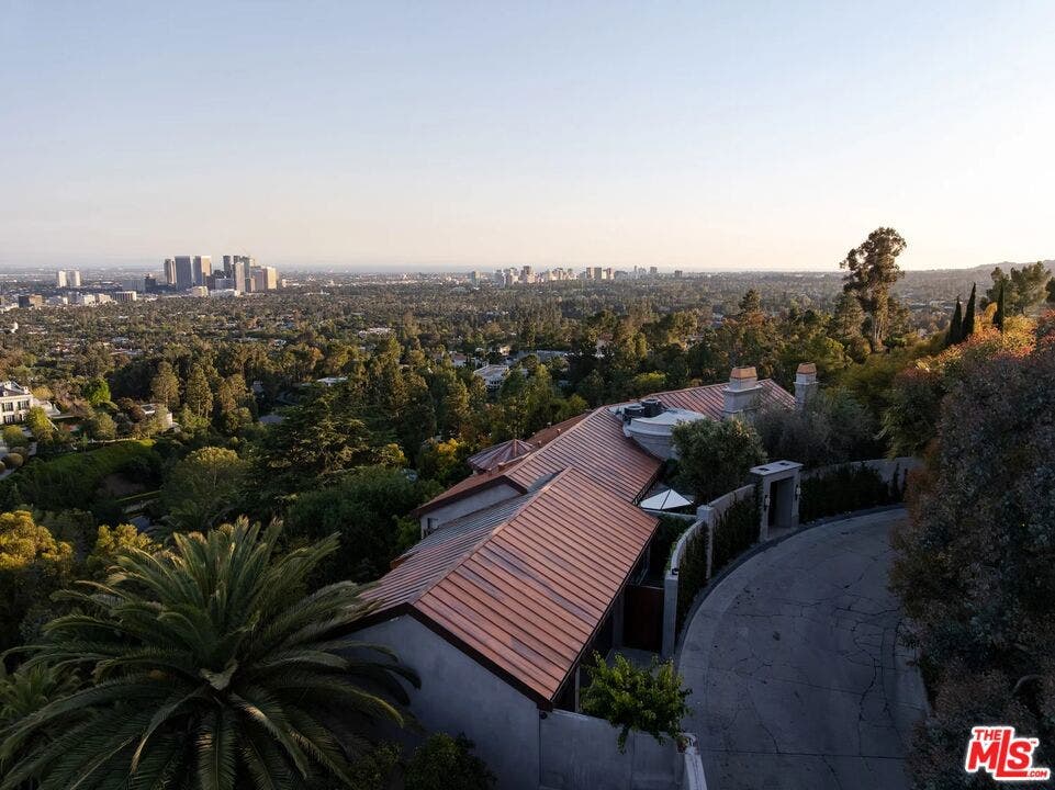 9360 Readcrest Drive, Beverly Hills, CA 90210 9360 Readcrest Drive, Beverly Hills, CA 90210