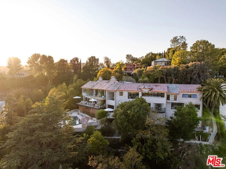 9360 Readcrest Drive, Beverly Hills, CA 90210 9360 Readcrest Drive, Beverly Hills, CA 90210