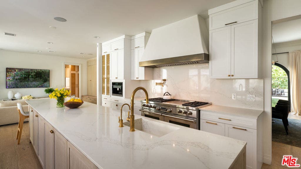 9577 Lime Orchard Road, Beverly Hills, CA 90210 9577 Lime Orchard Road, Beverly Hills, CA 90210