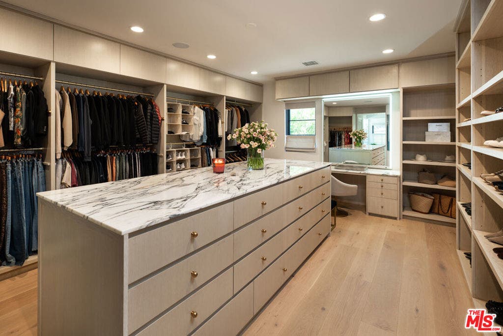 9577 Lime Orchard Road, Beverly Hills, CA 90210 9577 Lime Orchard Road, Beverly Hills, CA 90210