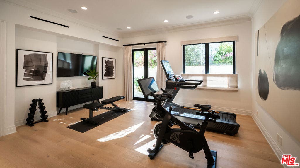 9577 Lime Orchard Road, Beverly Hills, CA 90210 9577 Lime Orchard Road, Beverly Hills, CA 90210