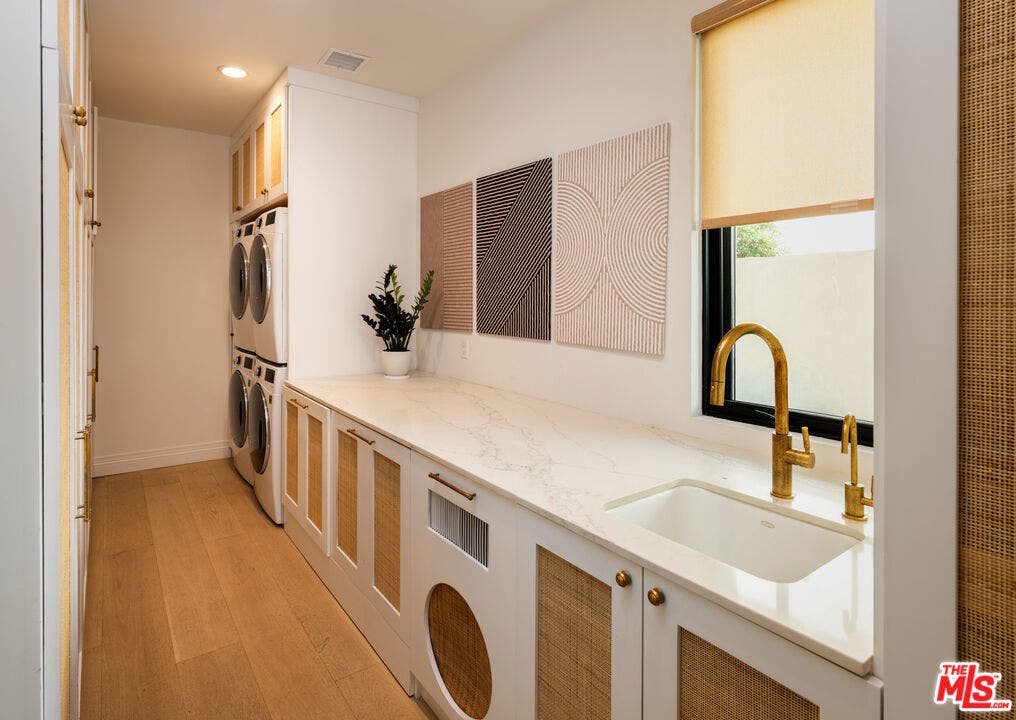 9577 Lime Orchard Road, Beverly Hills, CA 90210 9577 Lime Orchard Road, Beverly Hills, CA 90210