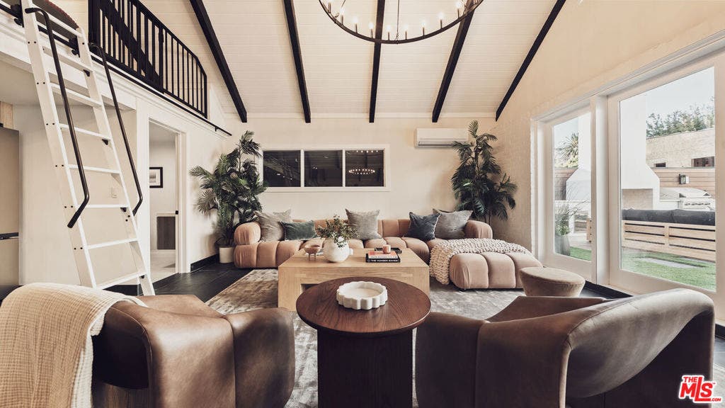310 22nd Street, Santa Monica, CA 90402