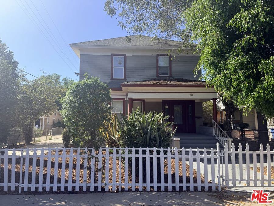 Property photo for 2909 S Catalina Street, Los Angeles, CA