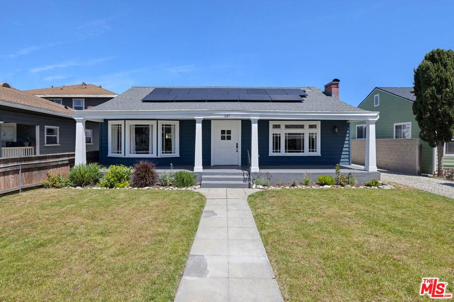 Property photo for 137 E Avenue 43, Los Angeles, CA