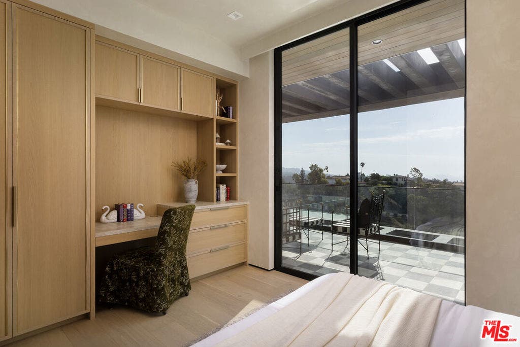 10850 Portofino Place, Los Angeles, CA 90077 10850 Portofino Place, Los Angeles, CA 90077