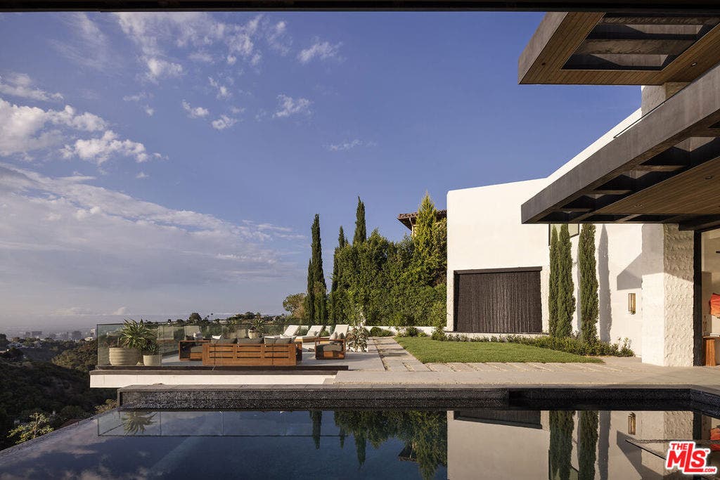 10850 Portofino Place, Los Angeles, CA 90077 10850 Portofino Place, Los Angeles, CA 90077