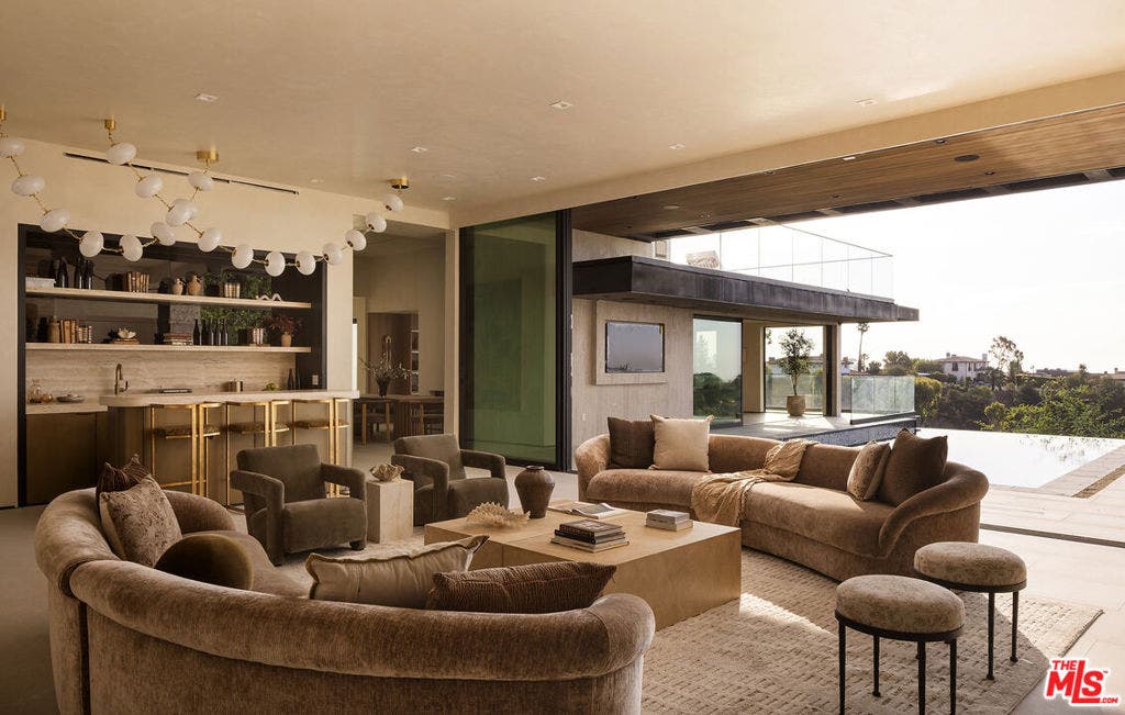 10850 Portofino Place, Los Angeles, CA 90077 10850 Portofino Place, Los Angeles, CA 90077