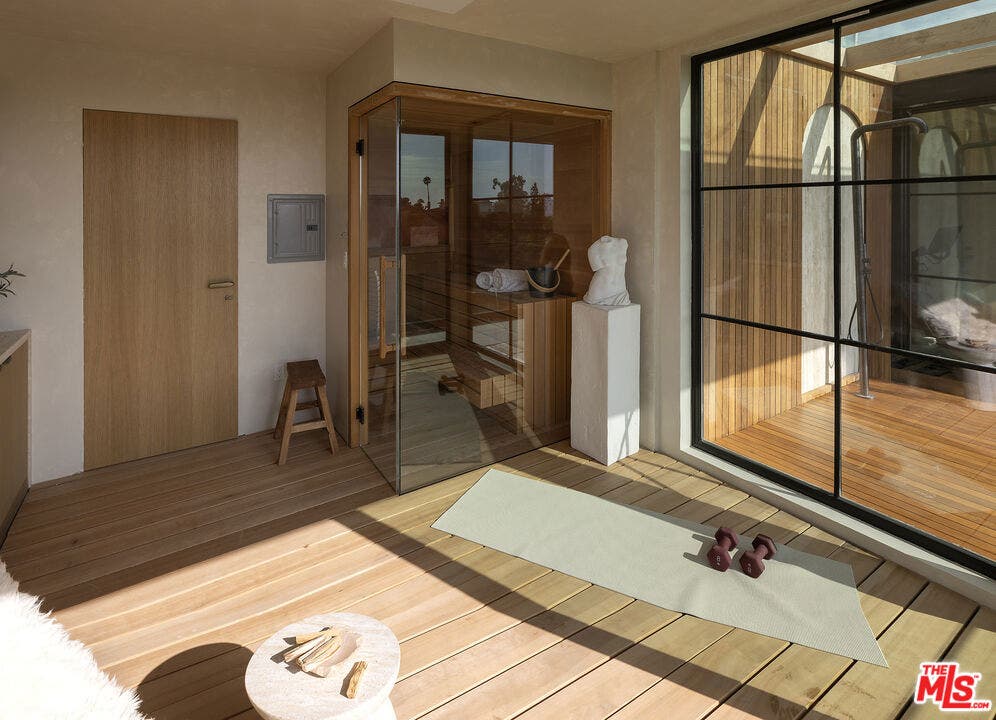 10850 Portofino Place, Los Angeles, CA 90077 10850 Portofino Place, Los Angeles, CA 90077