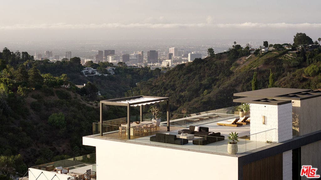 10850 Portofino Place, Los Angeles, CA 90077 10850 Portofino Place, Los Angeles, CA 90077