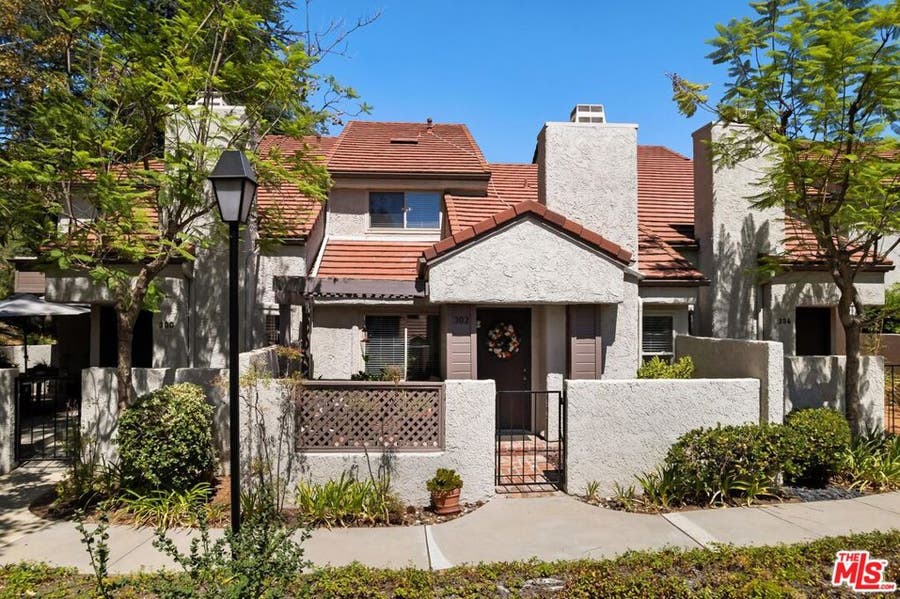 Property photo for 302 Via Colinas, Westlake Village, CA