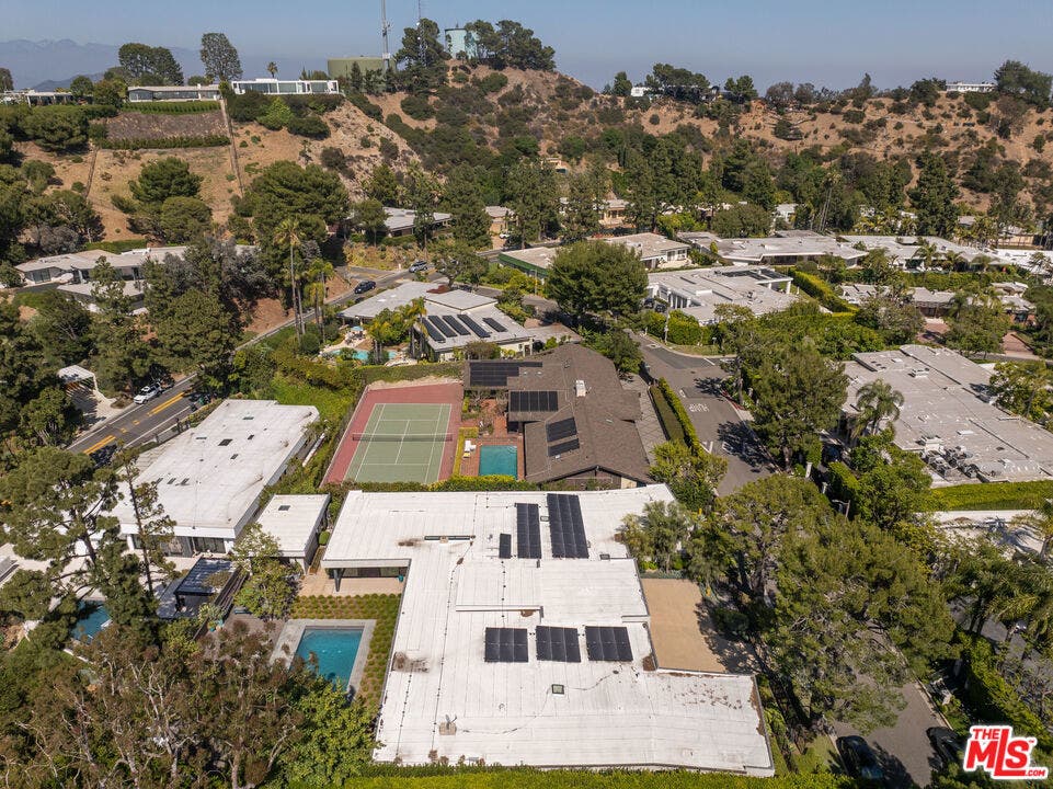 1885 Carla, Beverly Hills, CA 90210 1885 Carla, Beverly Hills, CA 90210