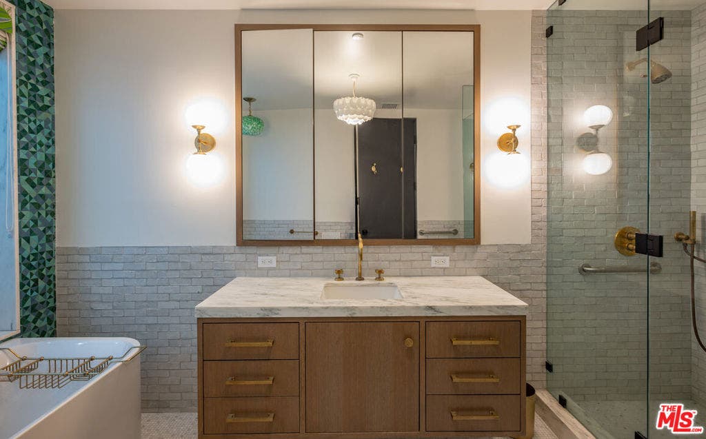 1885 Carla, Beverly Hills, CA 90210 1885 Carla, Beverly Hills, CA 90210