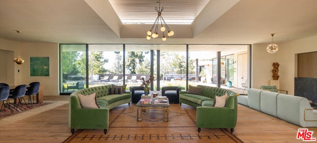 1885 Carla, Beverly Hills, CA 90210 1885 Carla, Beverly Hills, CA 90210