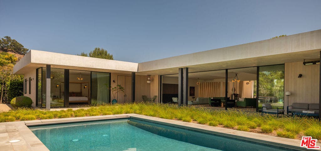 1885 Carla, Beverly Hills, CA 90210 1885 Carla, Beverly Hills, CA 90210