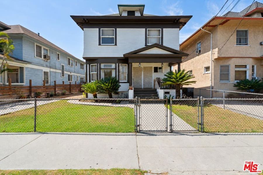 Property photo for 1030 W 20th Street, Los Angeles, CA