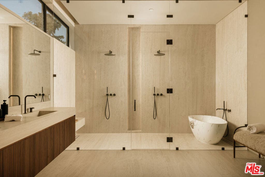 9262 Thrush Way, Los Angeles, CA 90069 9262 Thrush Way, Los Angeles, CA 90069
