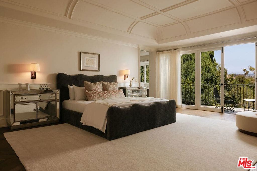 10772 Chalon Road, Los Angeles, CA 90077