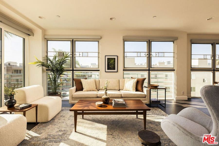 Property photo for 1932 Selby Avenue, #401, Los Angeles, CA