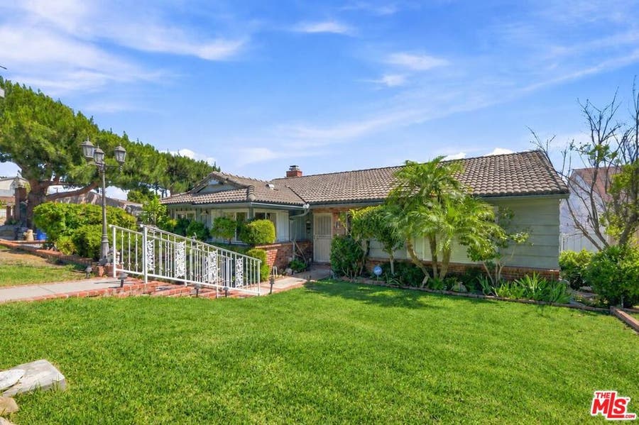 Property photo for 2402 Teasley Street, La Crescenta, CA