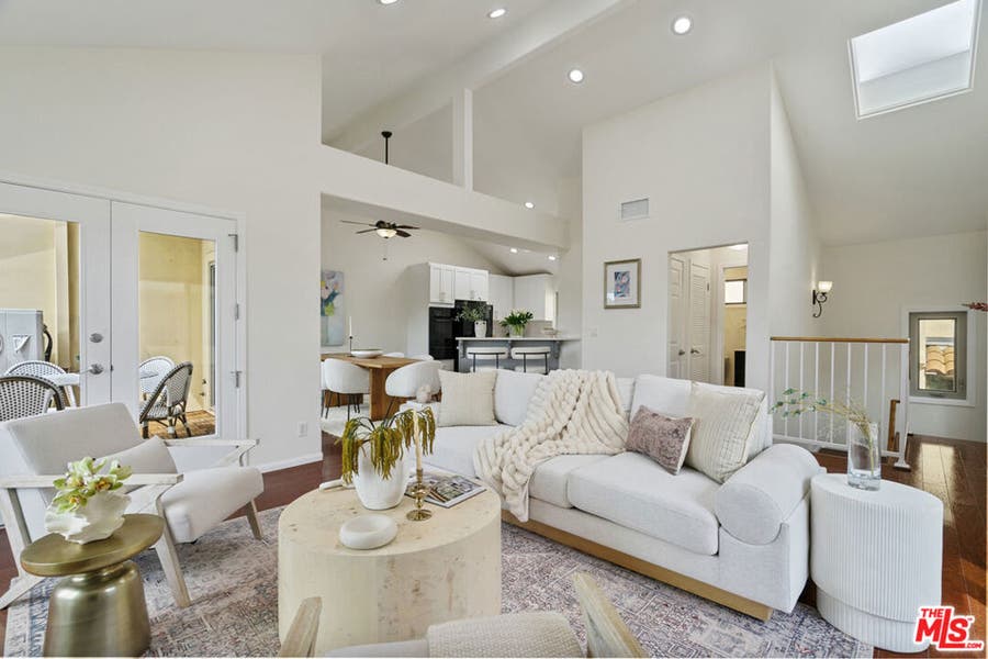 Property photo for 535 E Walnut Avenue, #B, El Segundo, CA