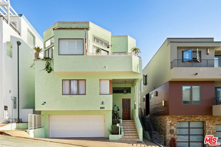 Property photo for 208 43rd Street, Manhattan Beach, CA