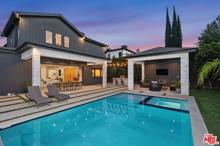 Property photo for 4937 Rubio Avenue, Encino, CA