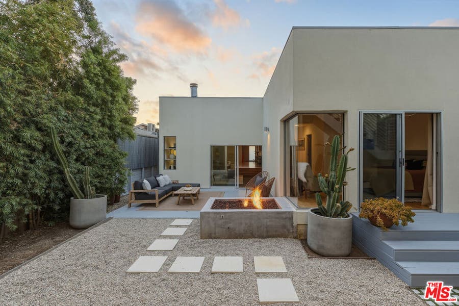 Property photo for 1076 Palms Boulevard, Venice, CA