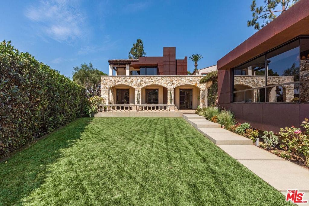 976 N Alpine Drive, Beverly Hills, CA 90210 976 N Alpine Drive, Beverly Hills, CA 90210
