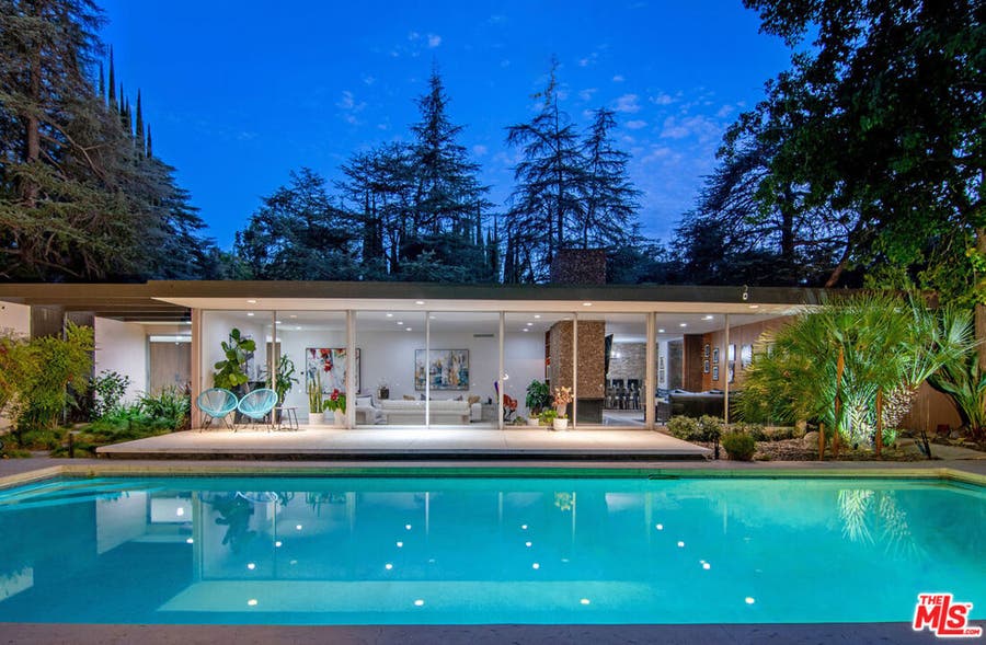 Property photo for 5000 Queen Victoria Road, Woodland Hills, CA