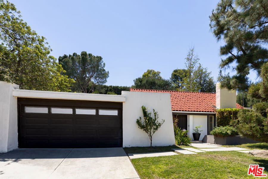 Property photo for 4101 Tarrybrae Terrace, Tarzana, CA