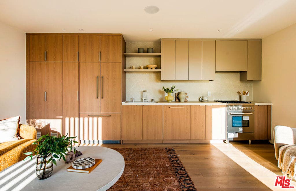 1511 Skylark Lane, Los Angeles, CA 90069 1511 Skylark Lane, Los Angeles, CA 90069
