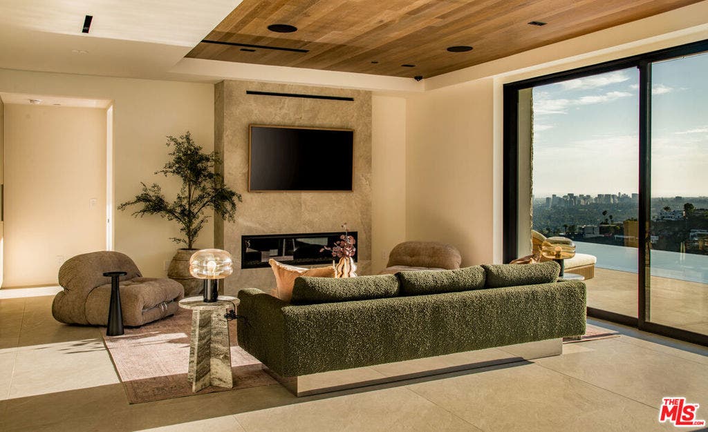 1511 Skylark Lane, Los Angeles, CA 90069 1511 Skylark Lane, Los Angeles, CA 90069
