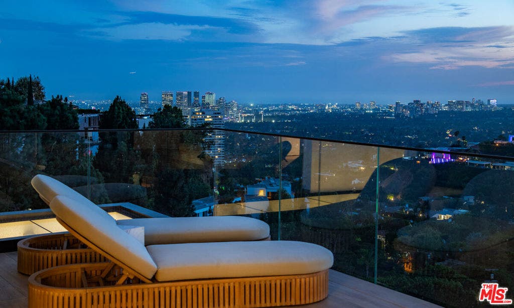 1511 Skylark Lane, Los Angeles, CA 90069 1511 Skylark Lane, Los Angeles, CA 90069