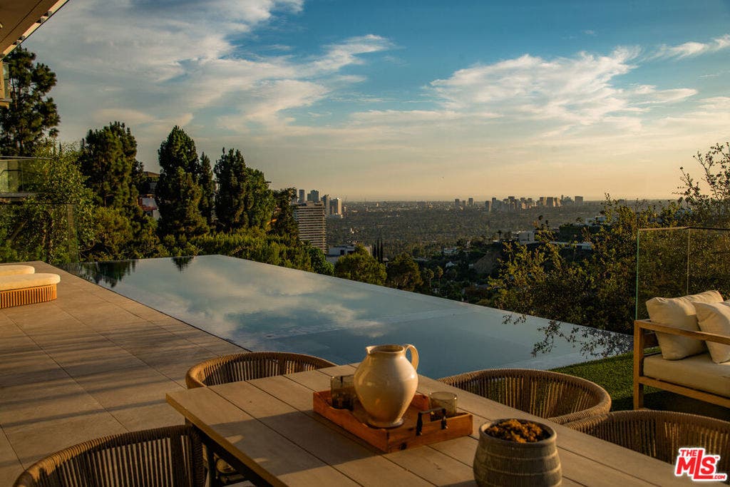 1511 Skylark Lane, Los Angeles, CA 90069 1511 Skylark Lane, Los Angeles, CA 90069