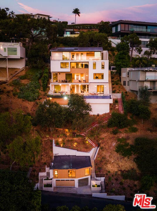 1511 Skylark Lane, Los Angeles, CA 90069 1511 Skylark Lane, Los Angeles, CA 90069