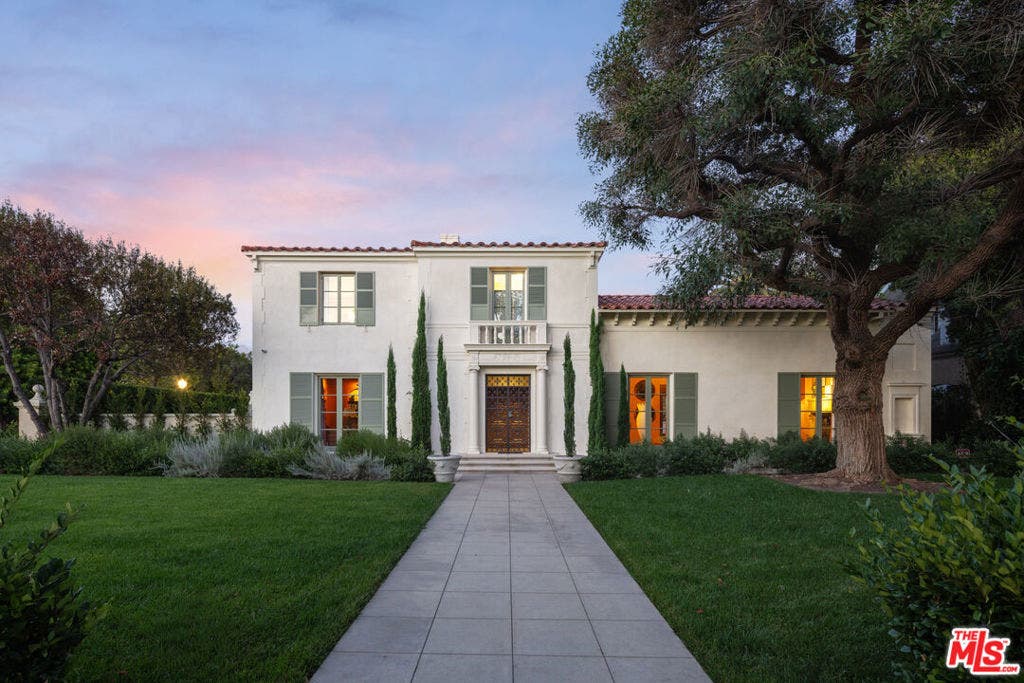 402 S Las Palmas Avenue, Los Angeles, CA 90020 402 S Las Palmas Avenue, Los Angeles, CA 90020