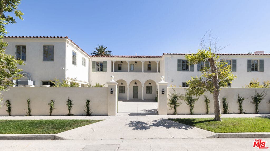 402 S Las Palmas Avenue, Los Angeles, CA 90020 402 S Las Palmas Avenue, Los Angeles, CA 90020